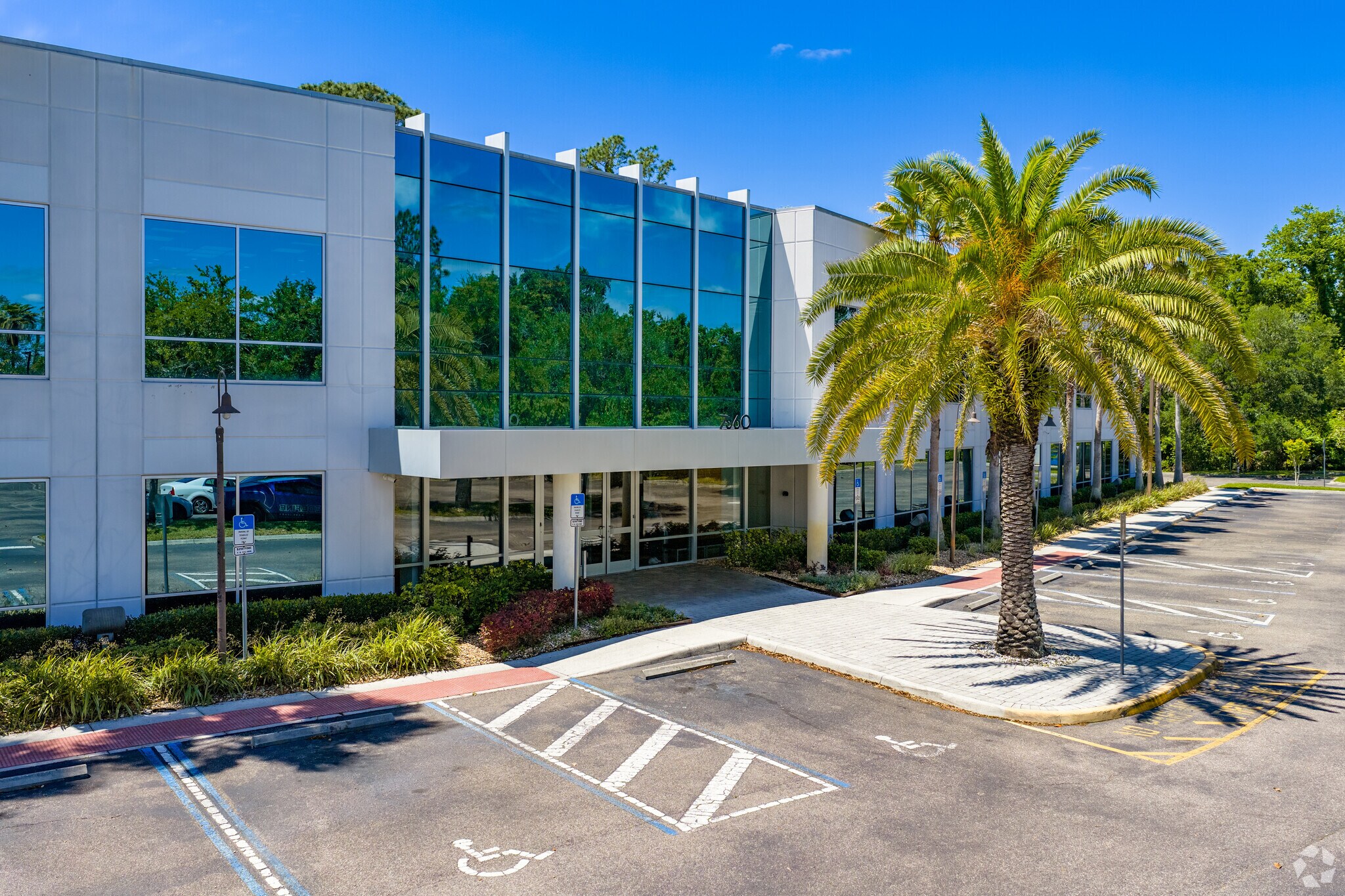 7560 Red Bug Lake Rd, Oviedo, FL à vendre Photo du bâtiment- Image 1 de 17