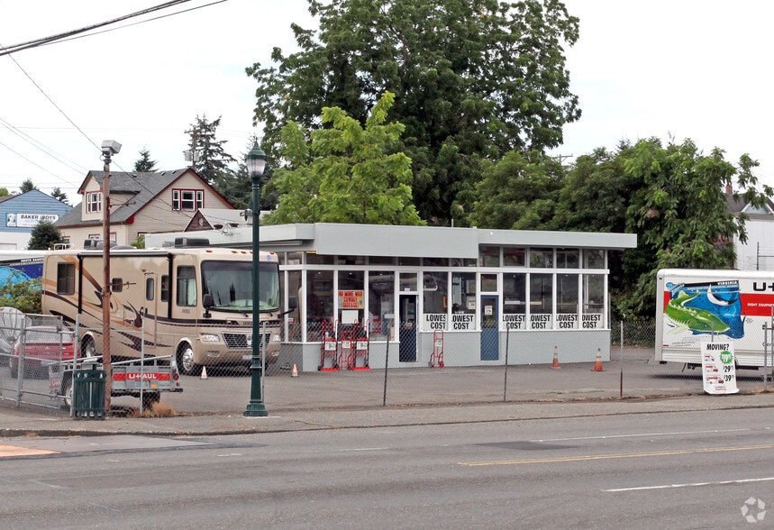 3802 S Center St, Tacoma, WA for sale - Primary Photo - Image 1 of 2