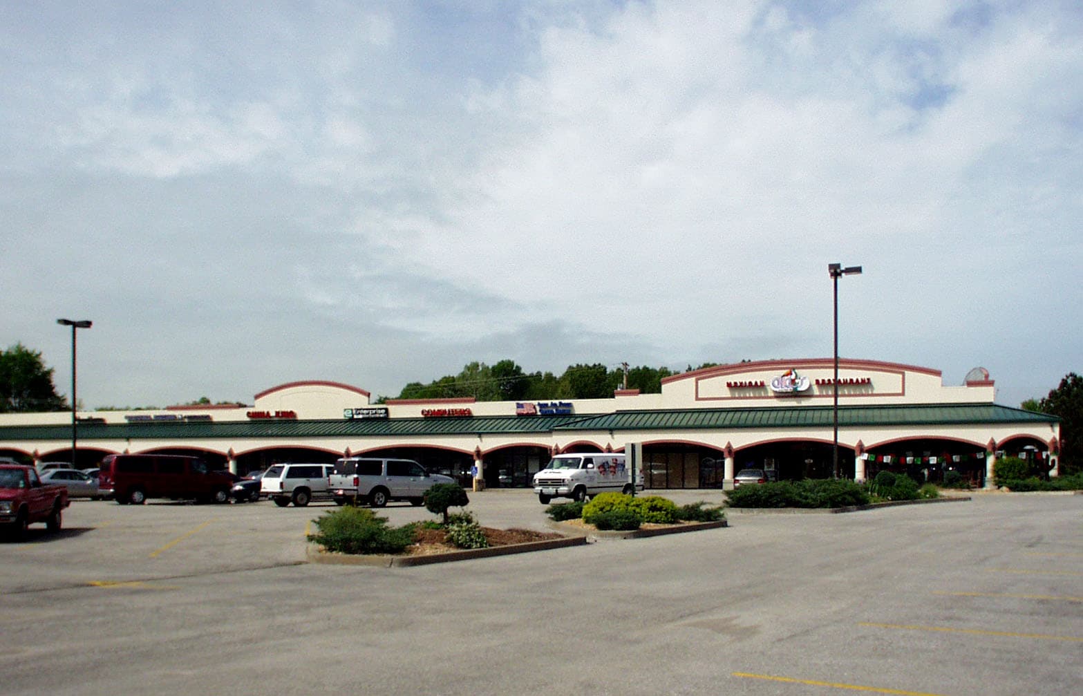 2000-2040 Phoenix Center Dr, Washington, MO for lease Primary Photo- Image 1 of 3