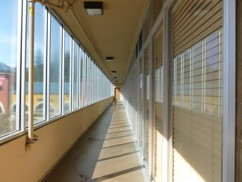 1955-1969 Mountain Blvd, Oakland, CA à louer - Photo du bâtiment - Image 3 de 5