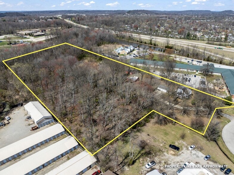 9204 National Tpke, Fairdale, KY for sale - Primary Photo - Image 2 of 5