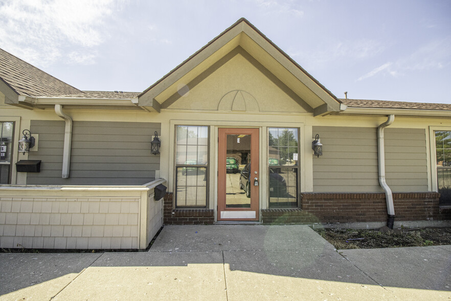 200 Professional Ct, Lafayette, IN à louer - Photo du bâtiment - Image 3 de 4