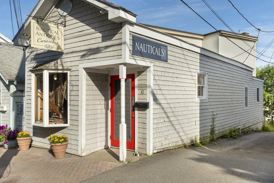 10 McKown St, Boothbay Harbor, ME à vendre - Photo du bâtiment - Image 1 de 28