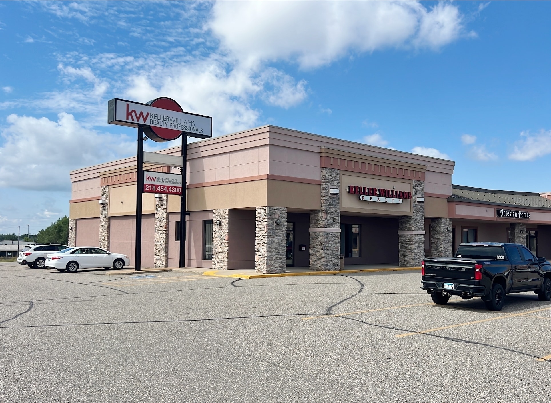 14091 Baxter Dr, Baxter, MN for lease Interior Photo- Image 1 of 15