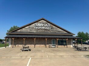 204 W 2nd St, Edmond, OK for sale Building Photo- Image 2 of 31