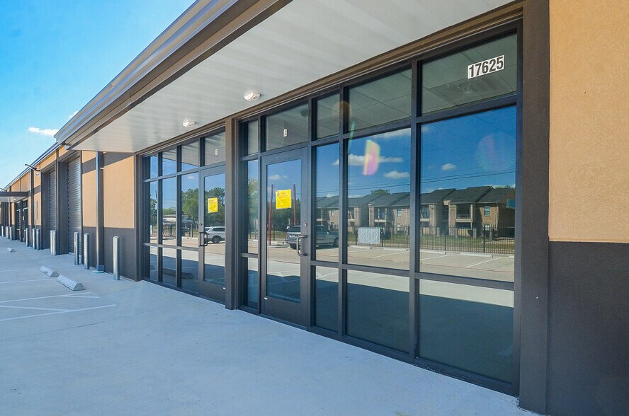 17625 Kieth Harrow Blvd, Houston, TX à louer - Photo du bâtiment - Image 3 de 21