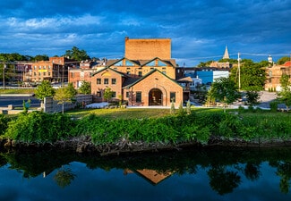 More details for 125 Water St, Catskill, NY - Retail for Lease