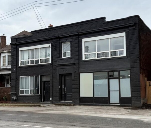 590 Main St E, Hamilton, ON for sale Primary Photo- Image 1 of 1