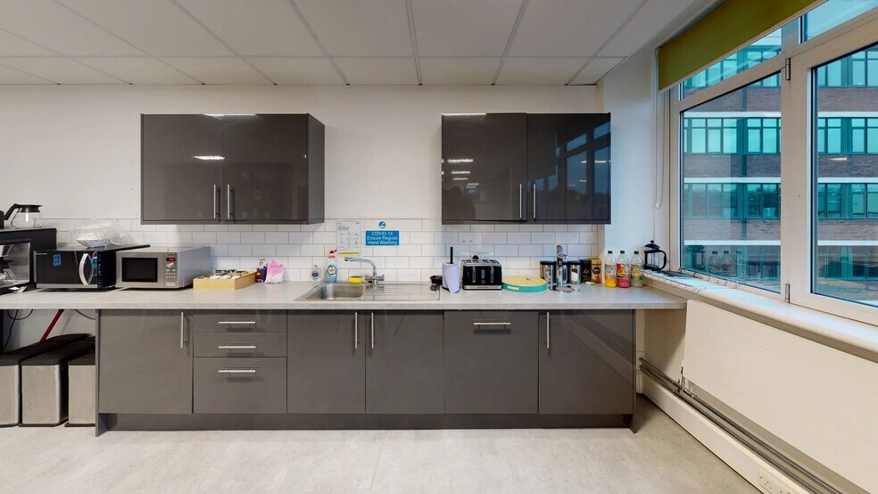 Stamford New Rd, Altrincham à louer - Numérisation 3D de Matterport - Image 3 de 16