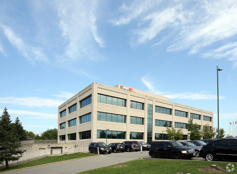 5985 Explorer Dr, Mississauga, ON à louer - Photo du bâtiment - Image 3 de 3