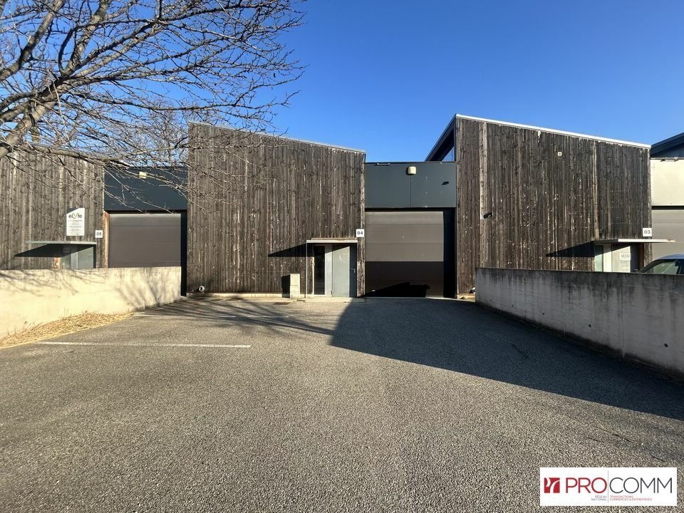 Industrial in Avignon for lease Building Photo- Image 1 of 10