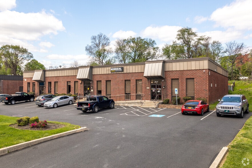 1540-1544 Delmar Dr, Folcroft, PA for sale - Building Photo - Image 2 of 2