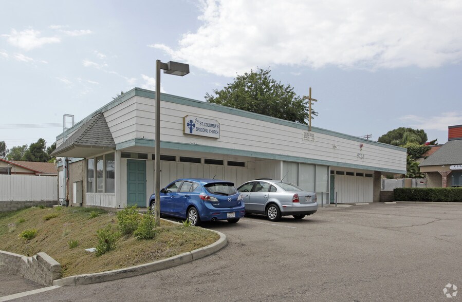 9720 Cuyamaca St, Santee, CA à louer - Photo du bâtiment - Image 2 de 6