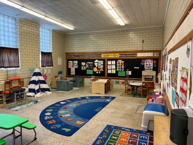 625 Bellemeade Ave, Evansville, IN for sale - Interior Photo - Image 2 of 14