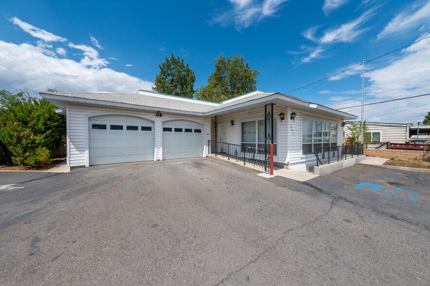 1001 Rock Blvd, Sparks, NV for lease - Primary Photo - Image 1 of 26