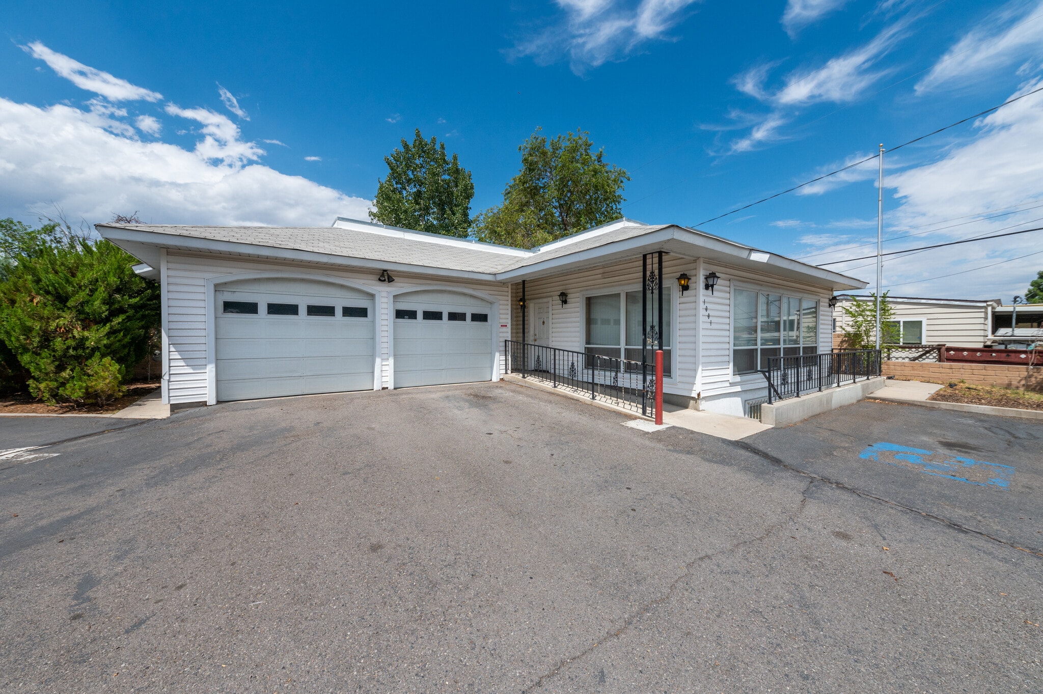 1001 Rock Blvd, Sparks, NV for lease Primary Photo- Image 1 of 27