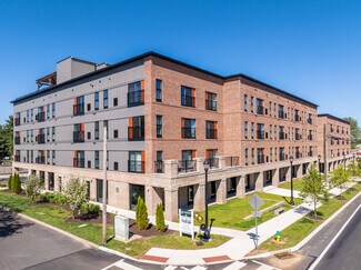 Plus de détails pour 144 N Main St, Dublin, PA - Commerce de détail à louer