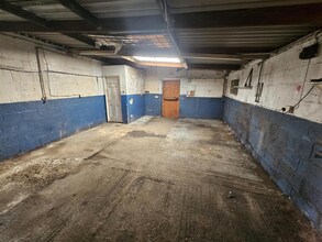 151 Ash Rd, Aldershot for lease Interior Photo- Image 2 of 6