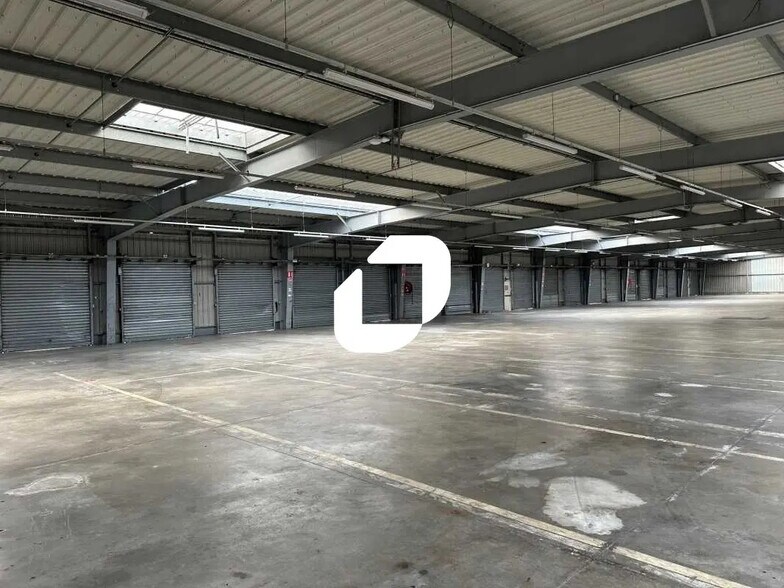 2 Rue Georges Claude, Ennery à louer - Photo du bâtiment - Image 3 de 4