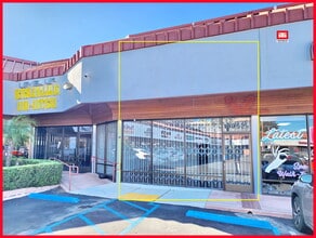 19930-19960 Ventura Blvd, Woodland Hills, CA for lease Building Photo- Image 1 of 5