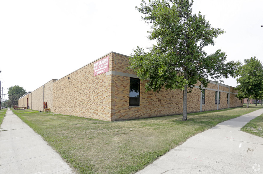 200 S Harrison St, Aberdeen, SD for sale - Primary Photo - Image 1 of 1