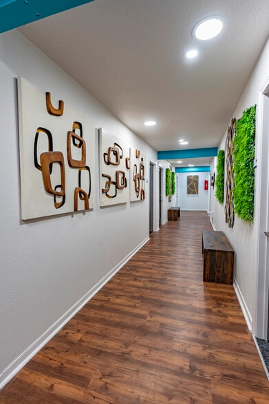 629-633 W 19th St, Houston, TX à louer - Hall d’entrée - Image 3 de 6