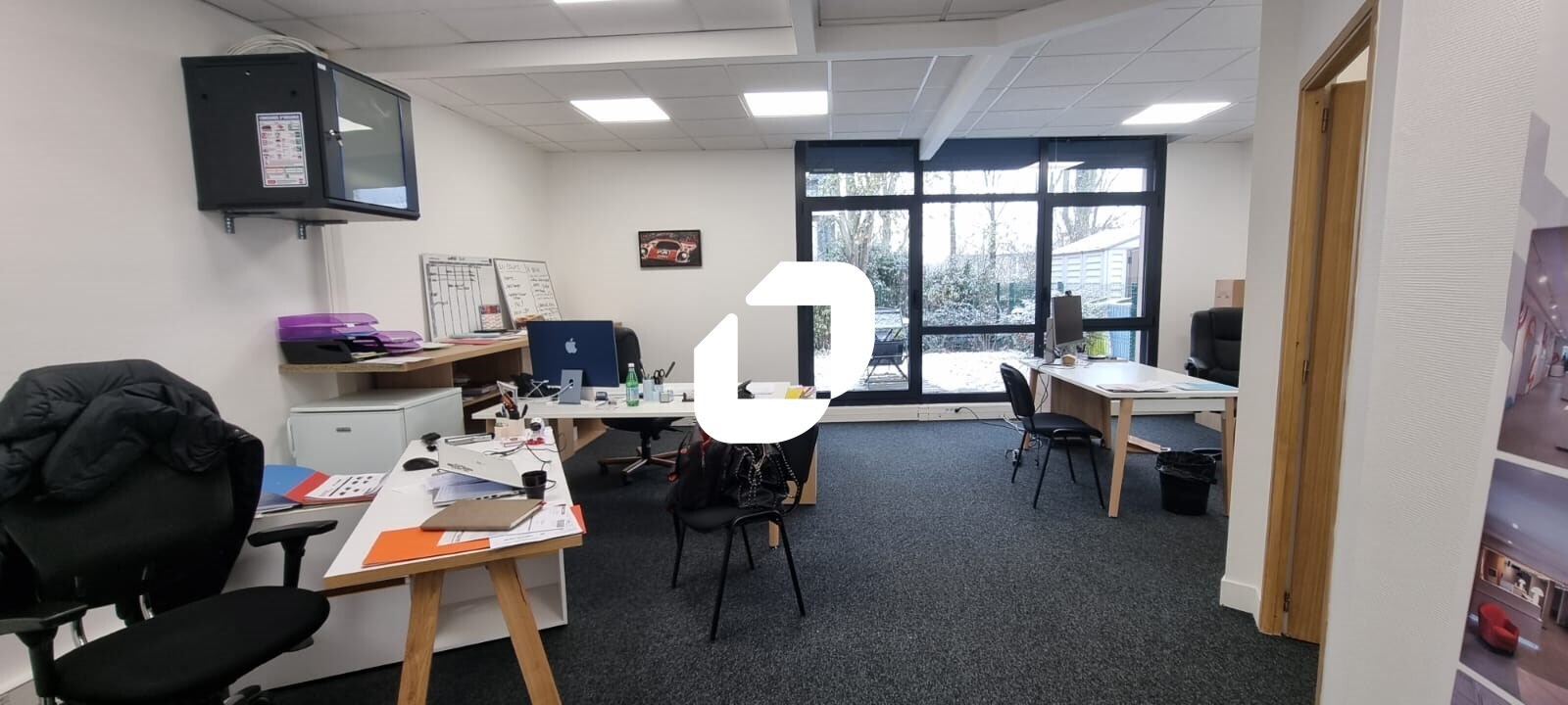 Office in Serris for lease Building Photo- Image 1 of 12