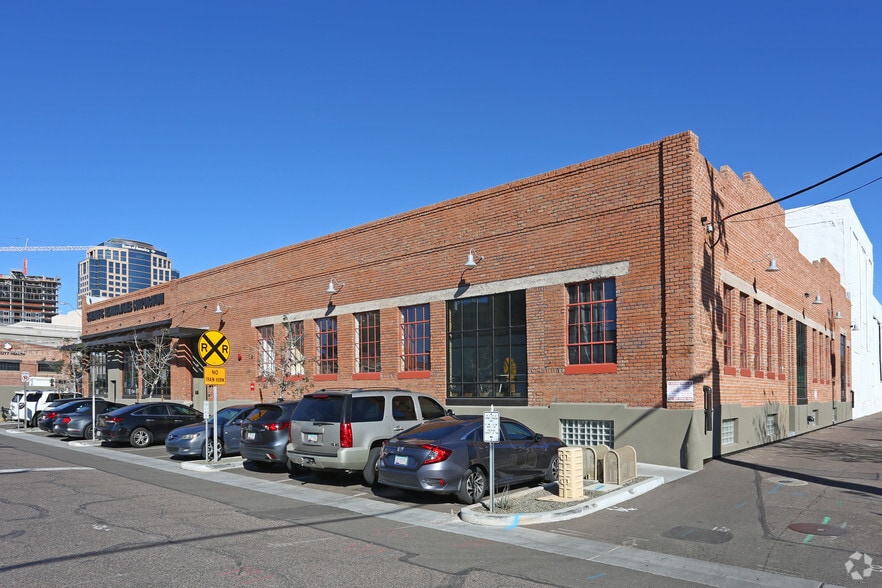 411 S 1st St, Phoenix, AZ à louer - Photo principale - Image 1 de 30