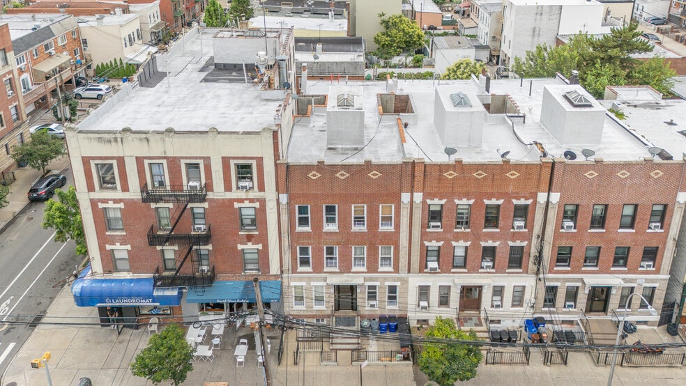 4316 25th Ave, Astoria, NY for sale - Building Photo - Image 2 of 26