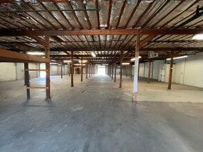 1501 Burlington Ave N, Saint Petersburg, FL for lease Building Photo- Image 1 of 4