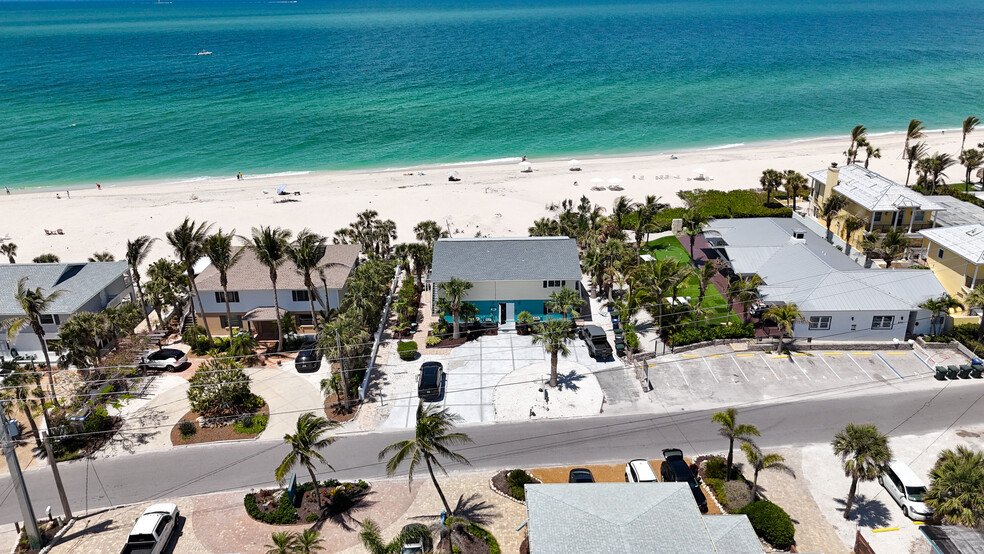 217 Casey Key Rd, Nokomis, FL for sale - Building Photo - Image 2 of 46