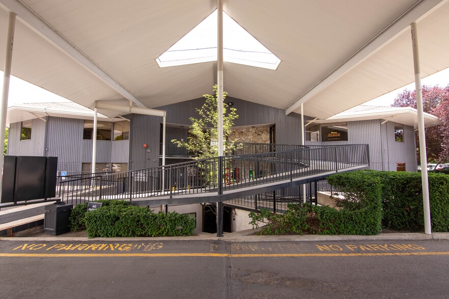 777 N 500 W, Provo, UT for lease - Building Photo - Image 2 of 31