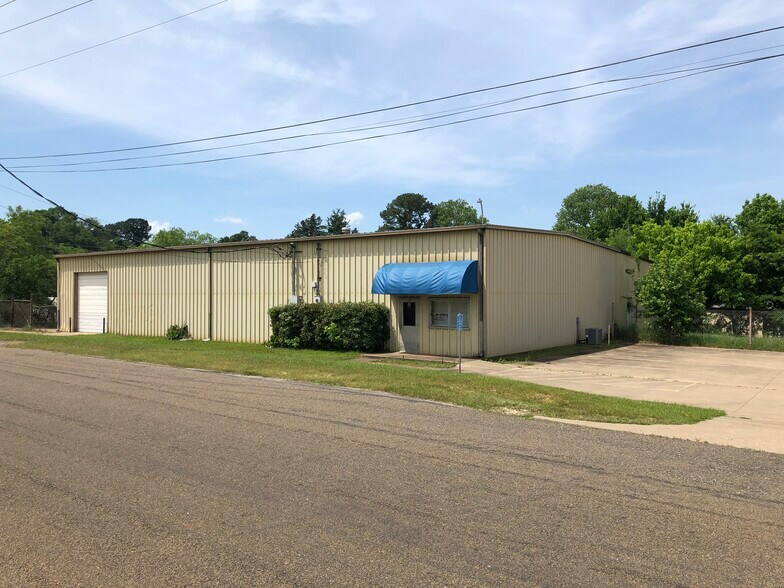 125 S Virginia Ave, Tyler, TX à louer - Photo du bâtiment - Image 2 de 4