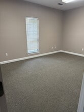 1290 Main St, Daphne, AL à louer Photo intérieure- Image 1 de 2