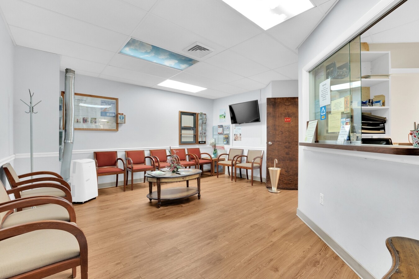 611 S Carlin Springs Rd, Arlington, VA 22204 - Unité 504 - - Photo intérieure - Image 2 of 10