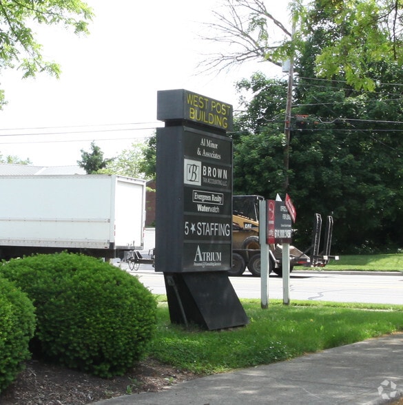 283 S State St, Westerville, OH à louer - Photo du bâtiment - Image 3 de 5