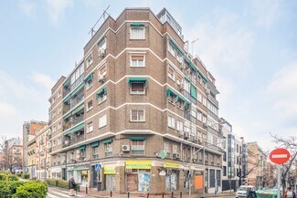 Plus de détails pour Calle de Pilar de Zaragoza, 34, Madrid - Multi-résidentiel à vendre