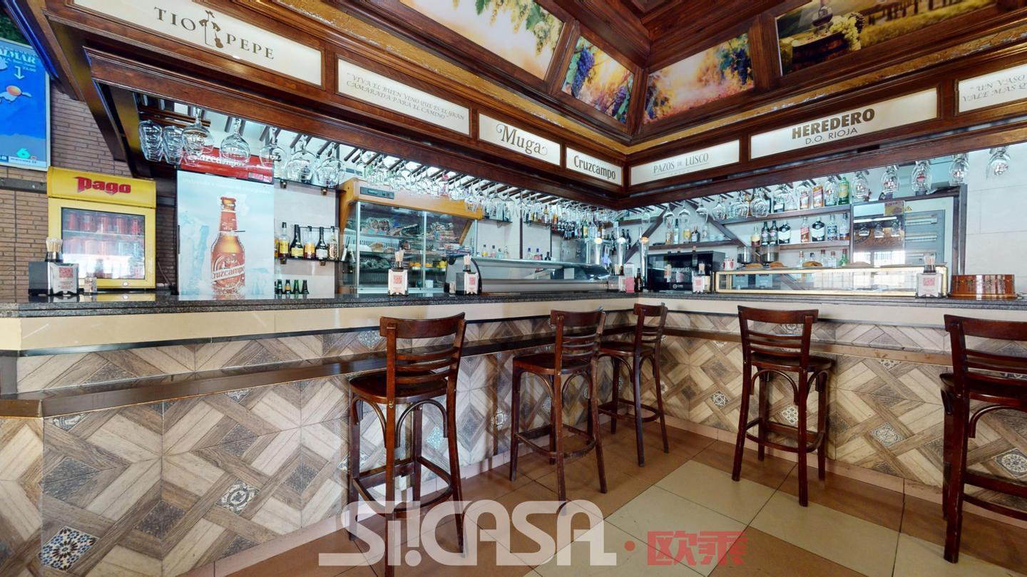 Fuenlabrada, MAD 28944 - Unit 1-3 - - Interior Photo - Image 1 of 23