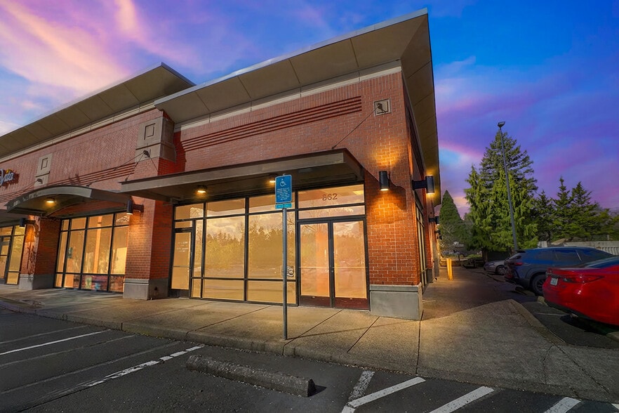 831 NW Council Dr, Gresham, OR à louer - Photo du bâtiment - Image 2 de 11