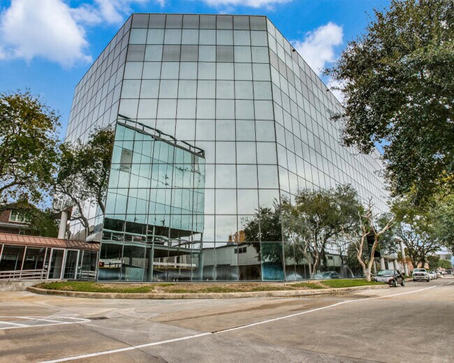 More details for 1220 Augusta Dr, Houston, TX - Office for Sale