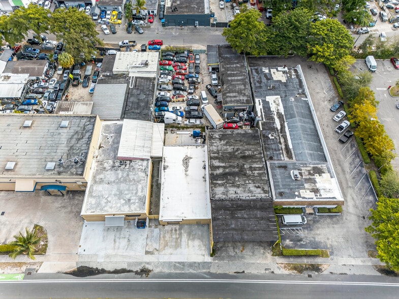 City of Hollywood Mixed-Use Opportunity portfolio of 2 properties for sale on LoopNet.ca - Building Photo - Image 3 of 5