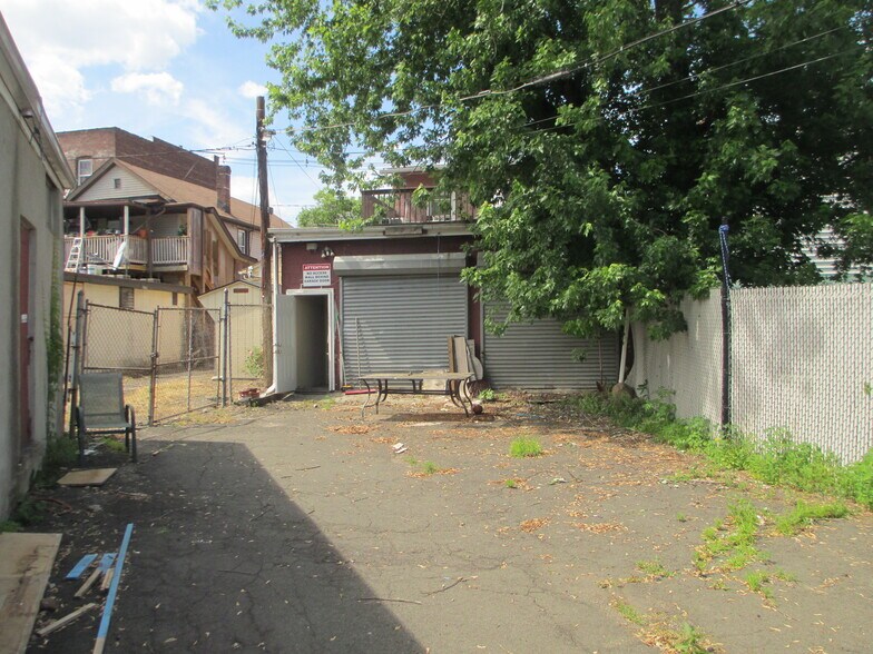29 New Main St, Haverstraw, NY à louer - Photo du bâtiment - Image 3 de 6