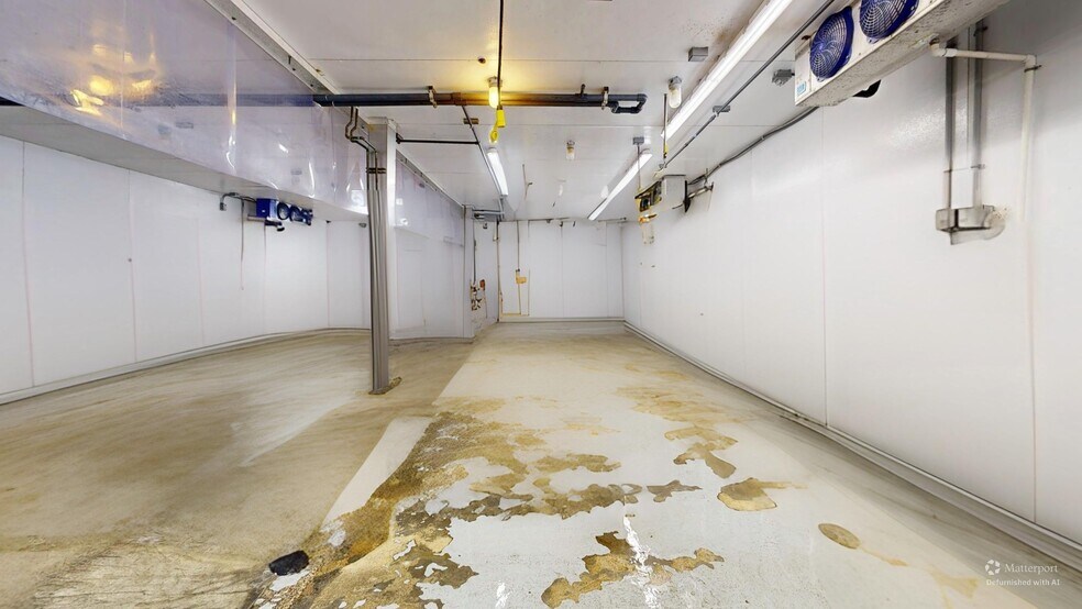 2290 Alahao Pl, Honolulu, HI à louer - Photo du bâtiment - Image 3 de 3