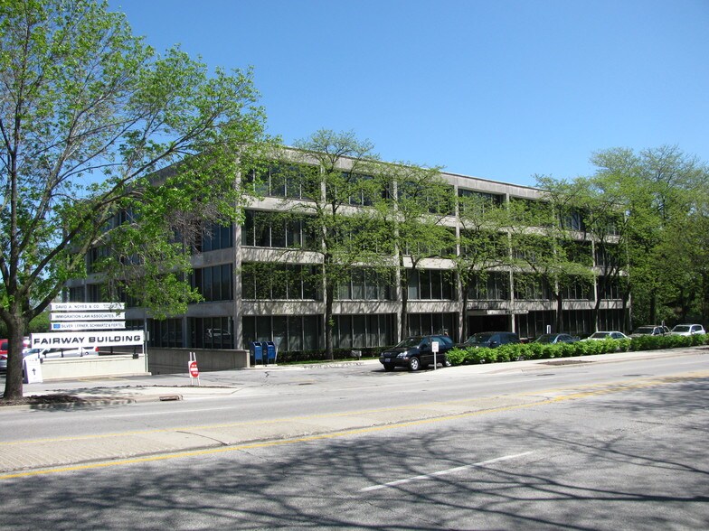 8707 Skokie Blvd, Skokie, IL à louer - Photo du bâtiment - Image 1 de 14