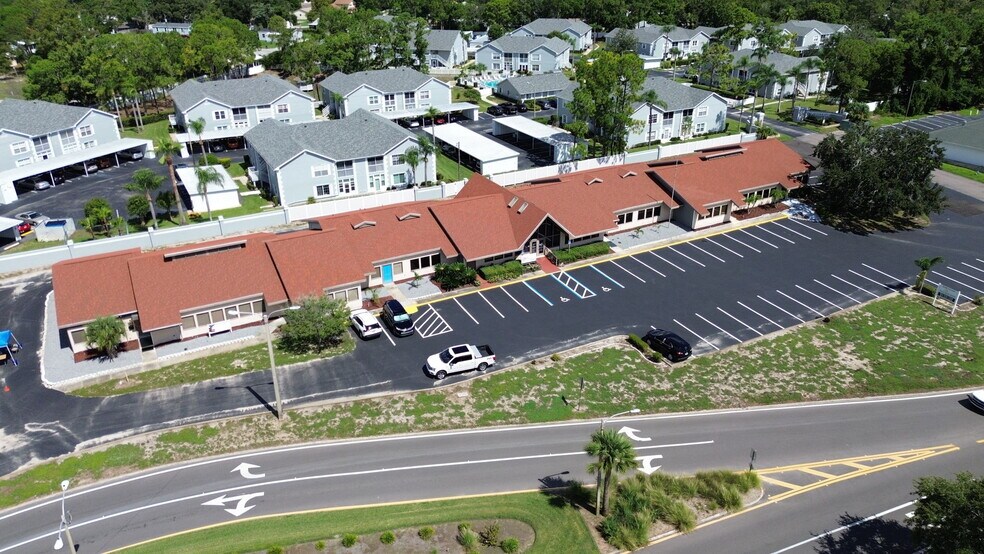 12029 Majestic Blvd, Hudson, FL à louer - Photo du bâtiment - Image 1 de 37