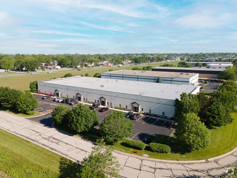 32-50 E Montrose Dr, Romeoville, IL for lease - Aerial - Image 1 of 5