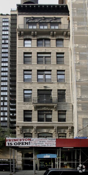 11 E 22nd St, New York, NY à louer - Photo du bâtiment - Image 2 de 7