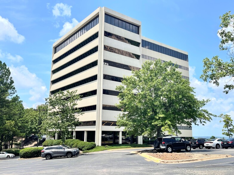 600 Beacon Pkwy W, Birmingham, AL à louer - Photo du b timent - Image 1 de 26