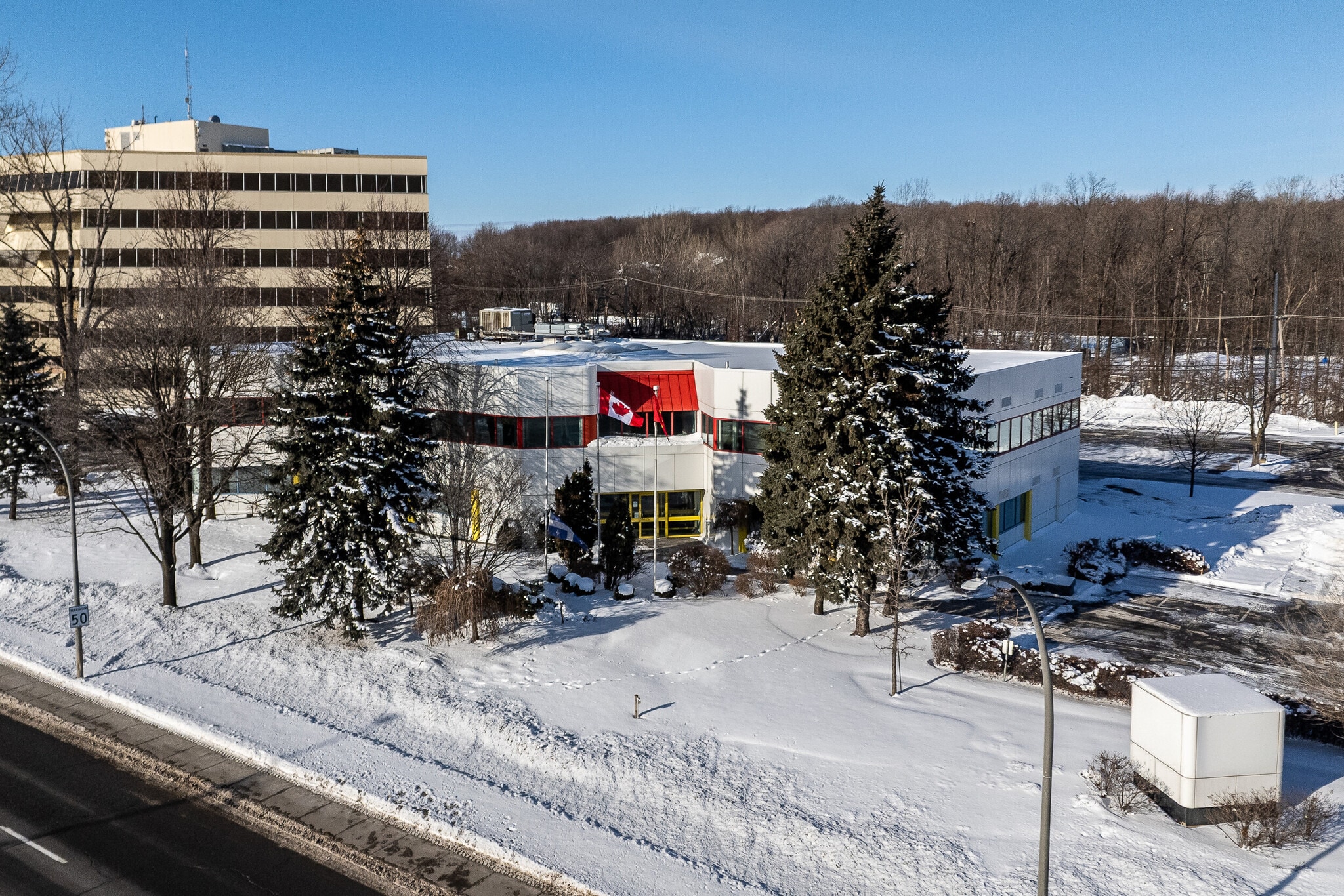 1325 Hwy Trans-Canada, Dorval, QC à vendre Photo principale- Image 1 de 23