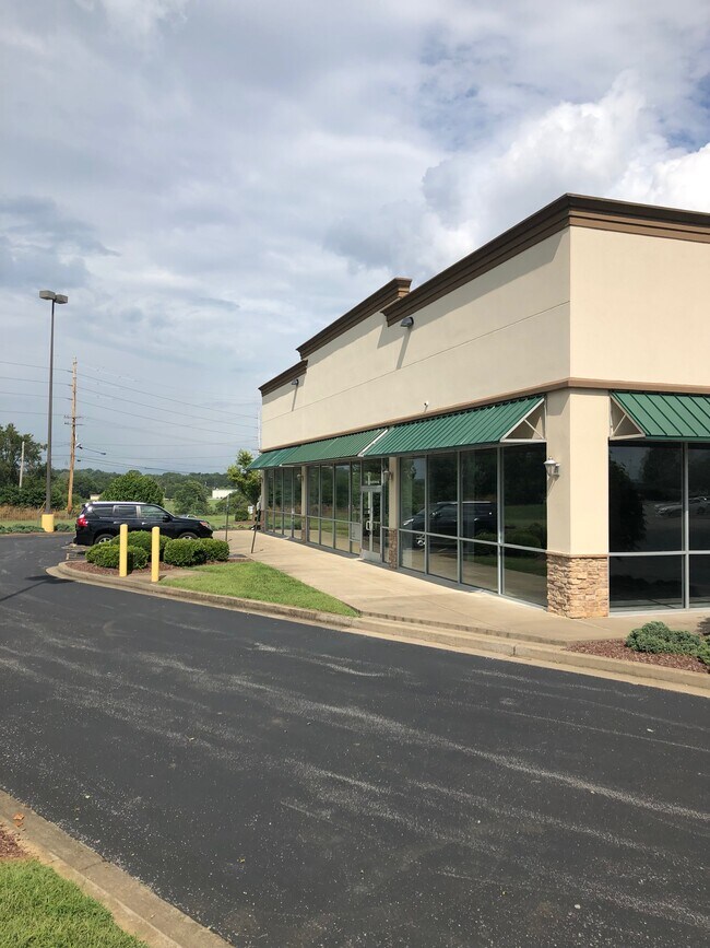 Plus de détails pour 1391 Morgantown Rd, Bowling Green, KY - Commerce de détail à louer
